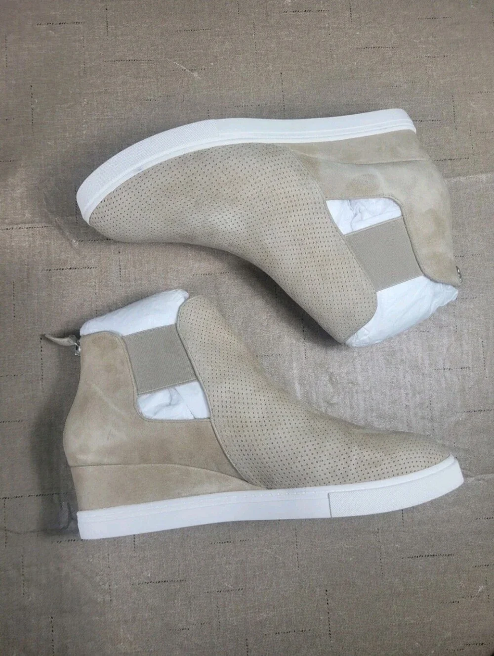 Linea Paolo Amanda 10.5 Wedge Booties Slip On Perforated Taupe Grey Women's